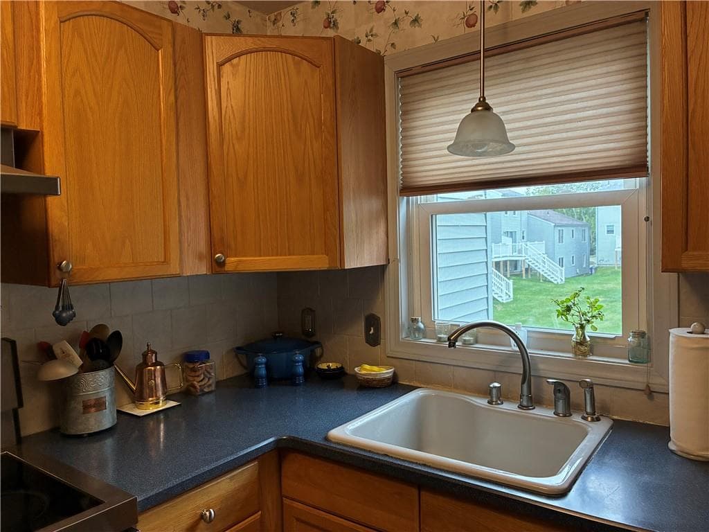Condominium at 1 Willow Glen Circle UNIT 116, Warwick, photo 9 of 45