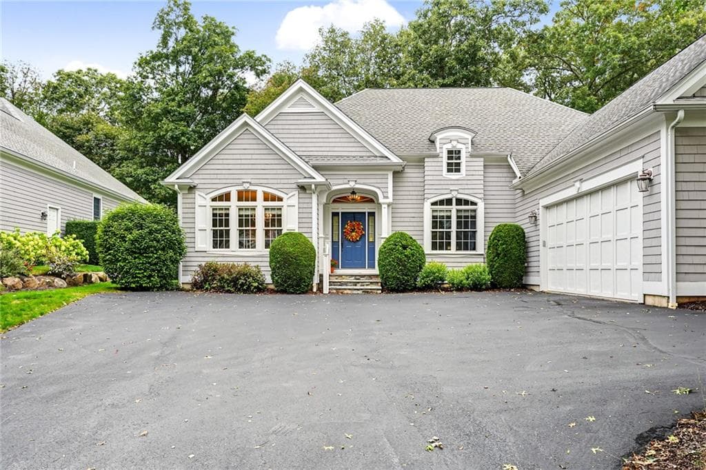 Condominium at 95 Fry Brook Drive, East Greenwich, photo 2 of 44