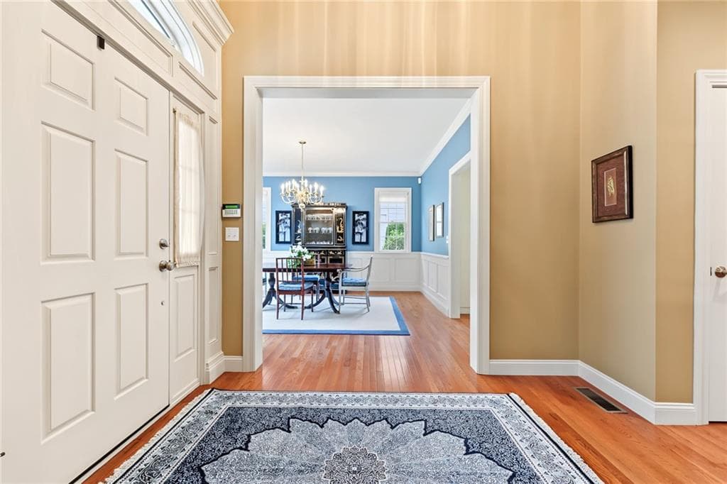 Condominium at 95 Fry Brook Drive, East Greenwich, photo 6 of 44