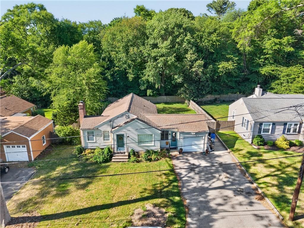 Single Family Residence at 9 Milton Road, Barrington, photo 2 of 40