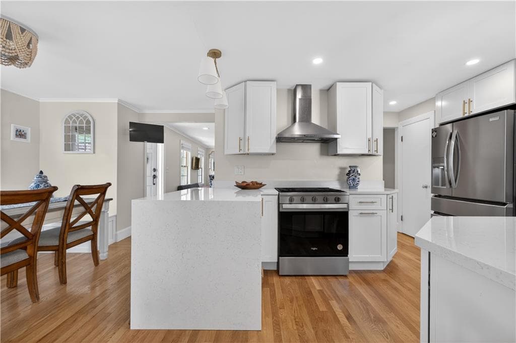 Single Family Residence at 9 Milton Road, Barrington, photo 6 of 40