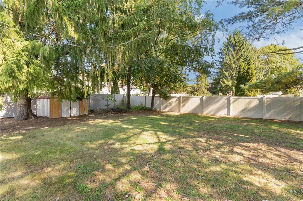 Single Family Residence at 8 Wilder Avenue, Westerly, photo 32 of 36
