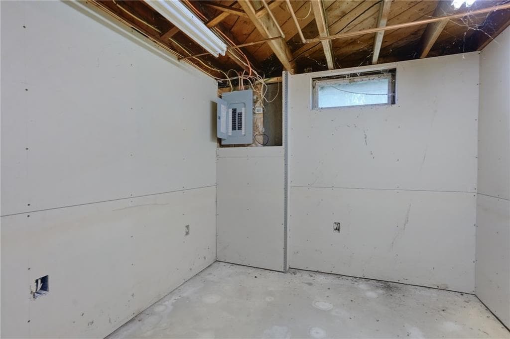 Single Family Residence at 8 Wilder Avenue, Westerly, photo 20 of 36