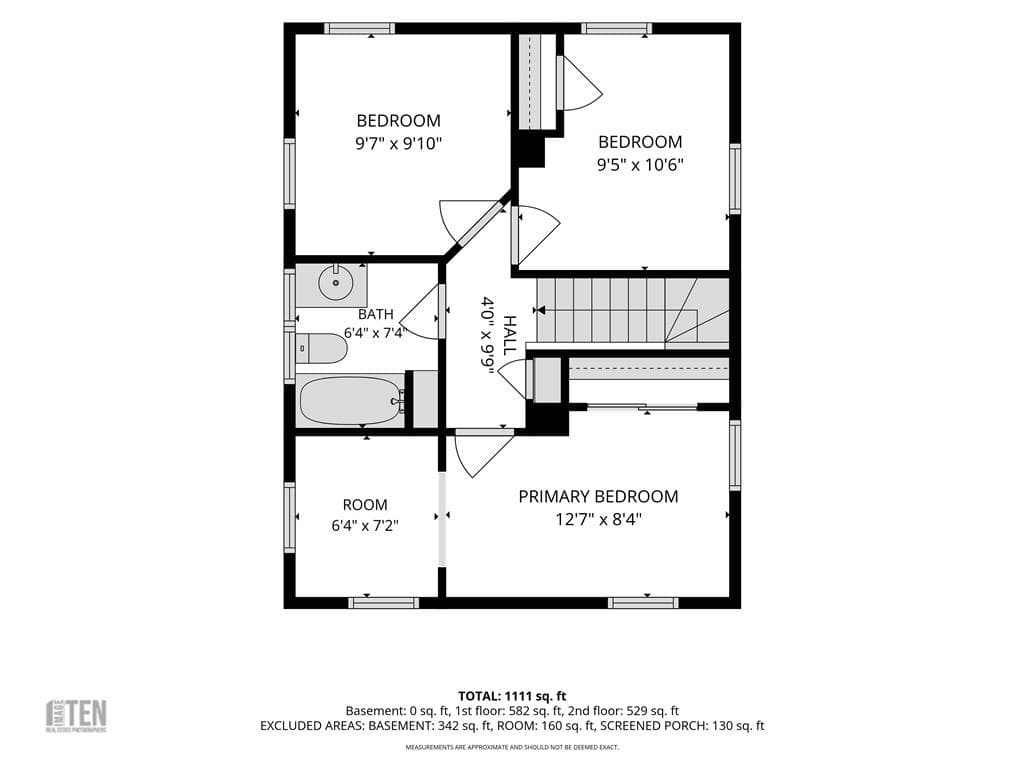 Single Family Residence at 11 Tourtelott Avenue, Warwick, photo 5 of 19