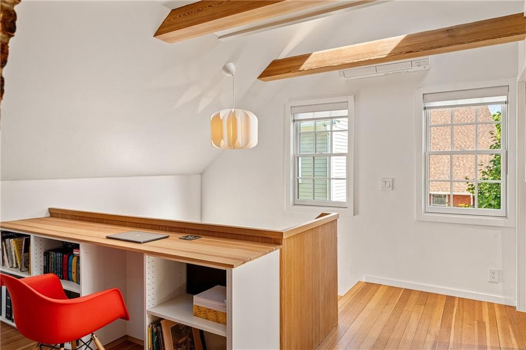 Single Family Residence at 4 Traverse Street, Providence, photo 19 of 42