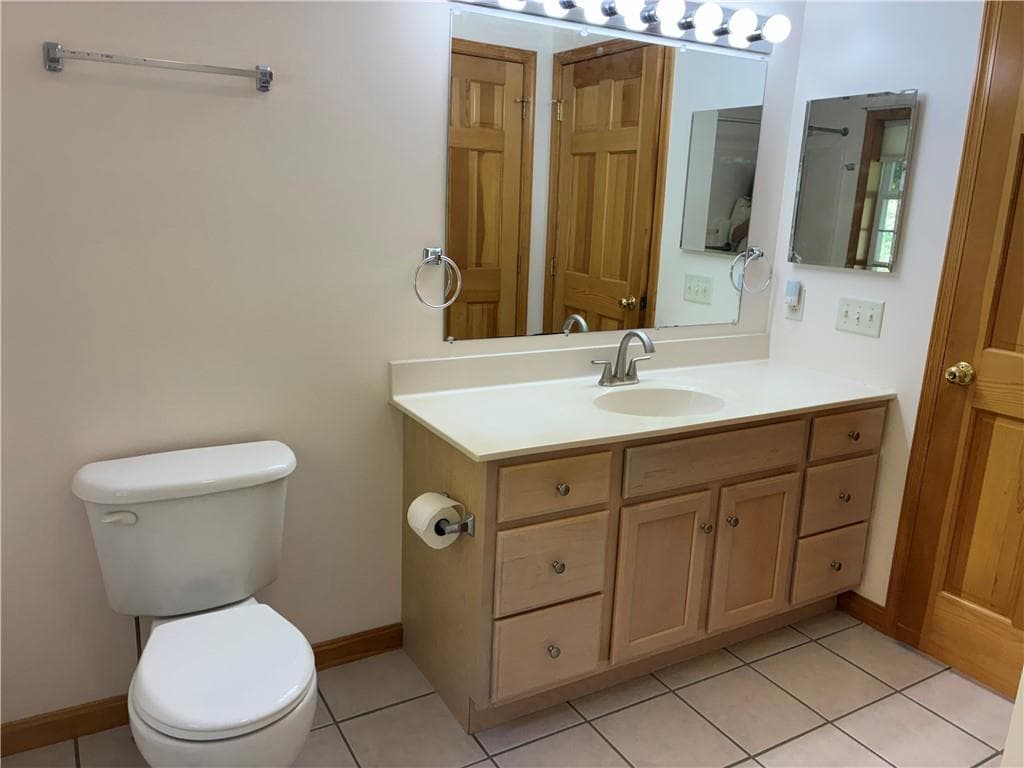 Single Family Residence at 322 Nate Whipple Highway, Cumberland, photo 47 of 50