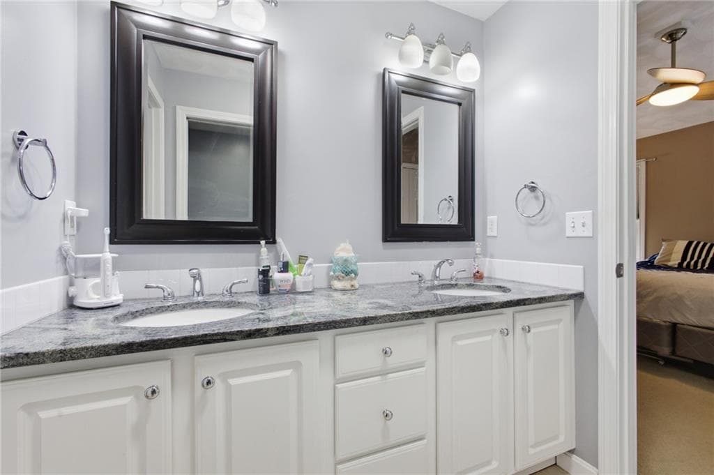 Condominium at 68 Red Brook Lane, West Warwick, photo 24 of 37