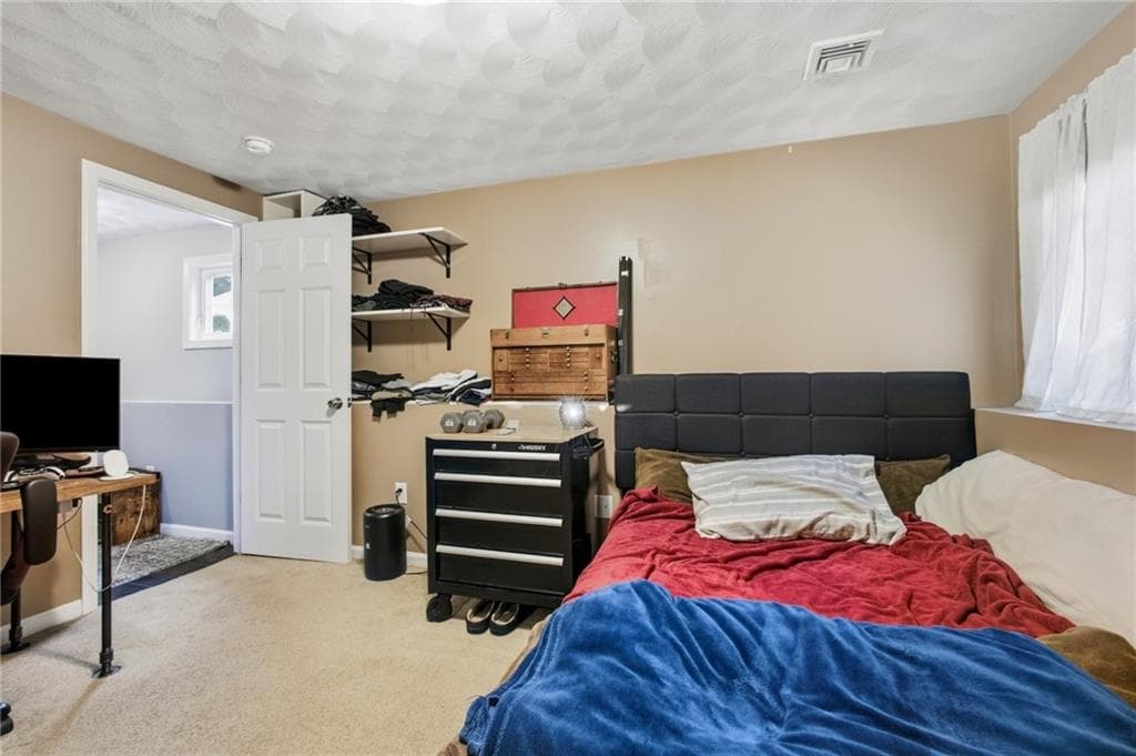 Condominium at 68 Red Brook Lane, West Warwick, photo 33 of 37