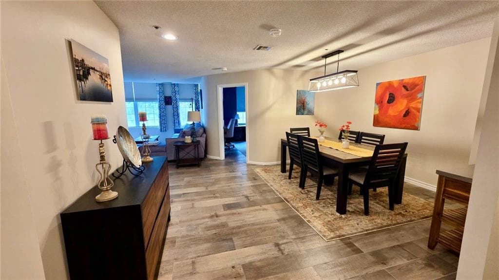Condominium at 2 School Street, Lincoln, photo 5 of 20