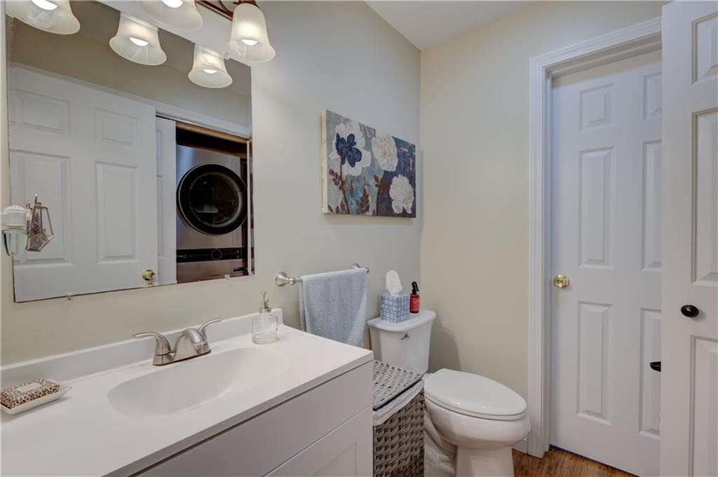 Condominium at 1 Willow Glen Court UNIT 81, Warwick, photo 26 of 36