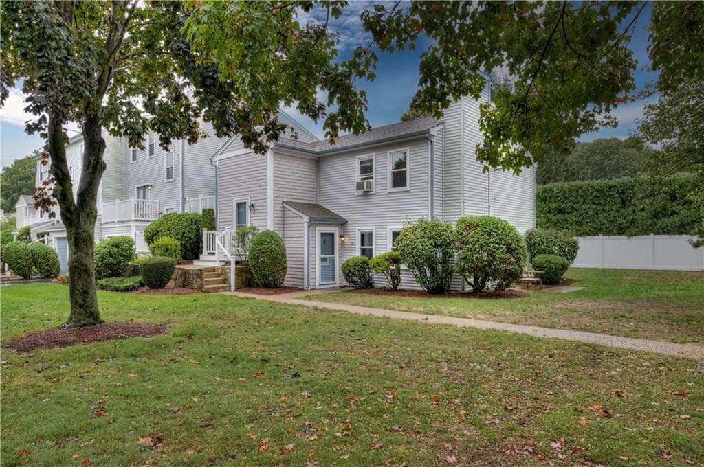 Condominium at 1 Willow Glen Court UNIT 81, Warwick, photo 36 of 36