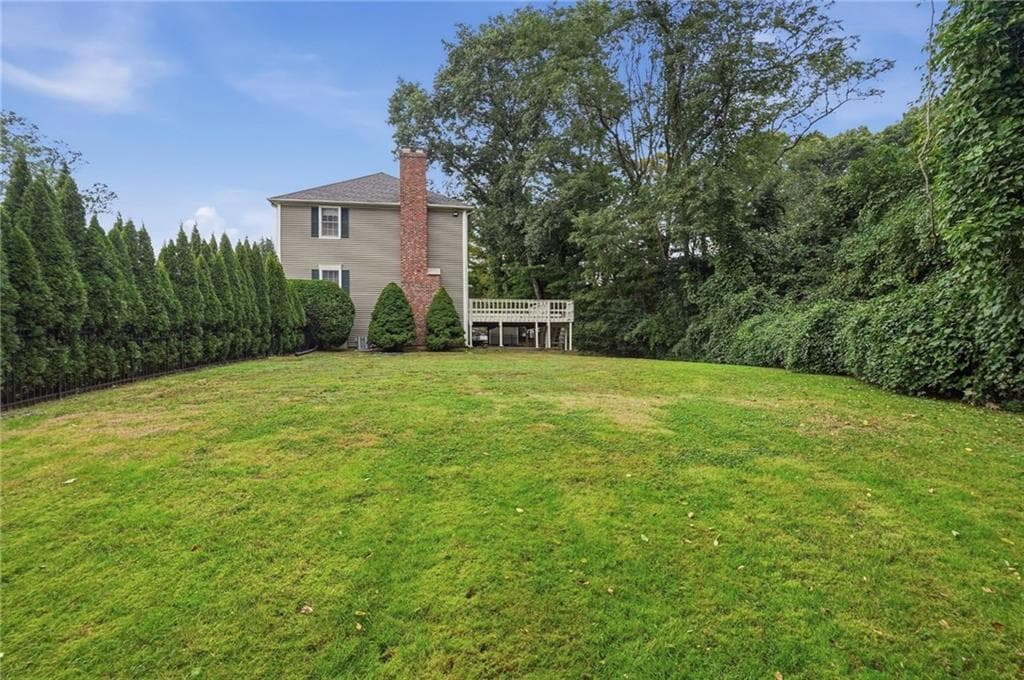 Single Family Residence at 274 Larchwood Drive, Warwick, photo 22 of 24