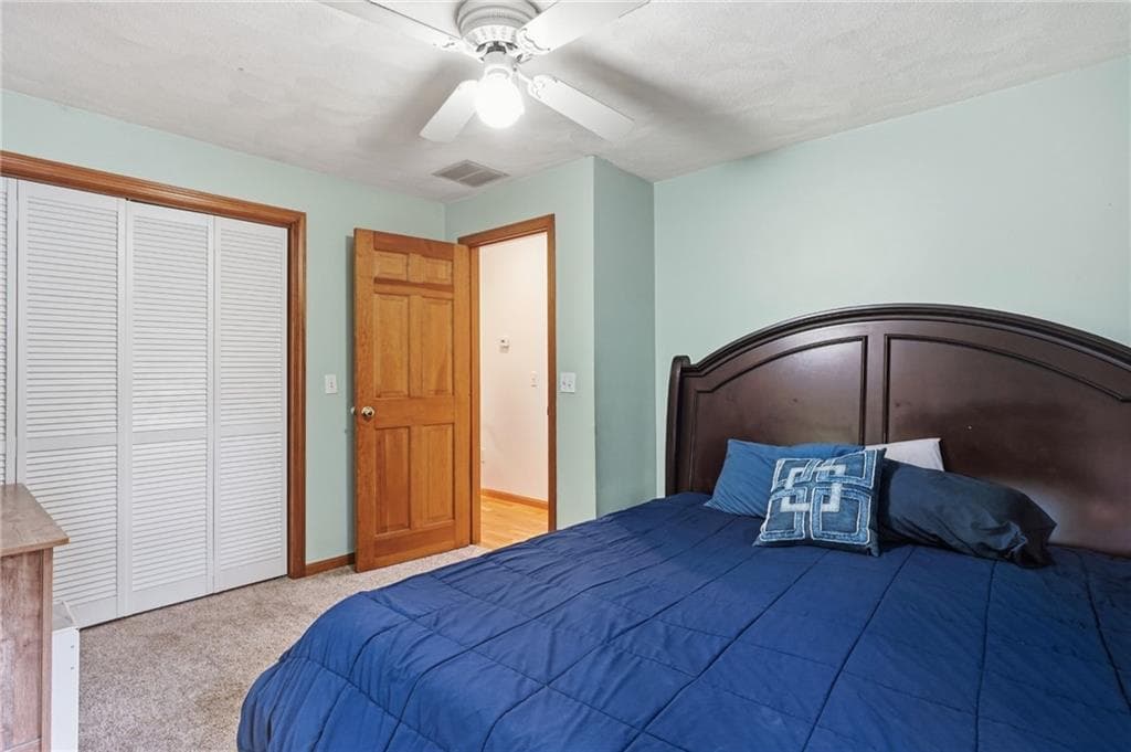 Single Family Residence at 274 Larchwood Drive, Warwick, photo 14 of 24