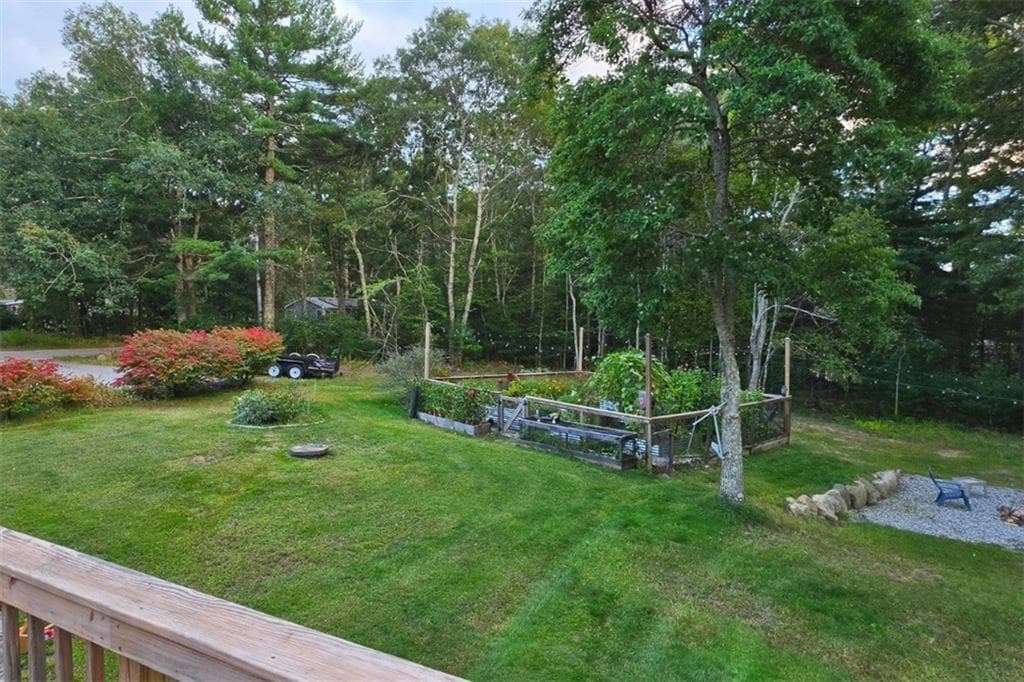 Single Family Residence at 157 Black Plain Road, Exeter, photo 19 of 21