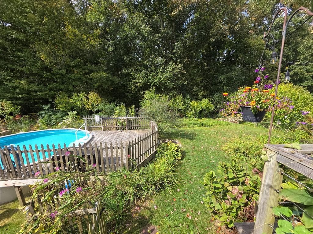 Single Family Residence at 122 Elton Circle, Cranston, photo 43 of 44