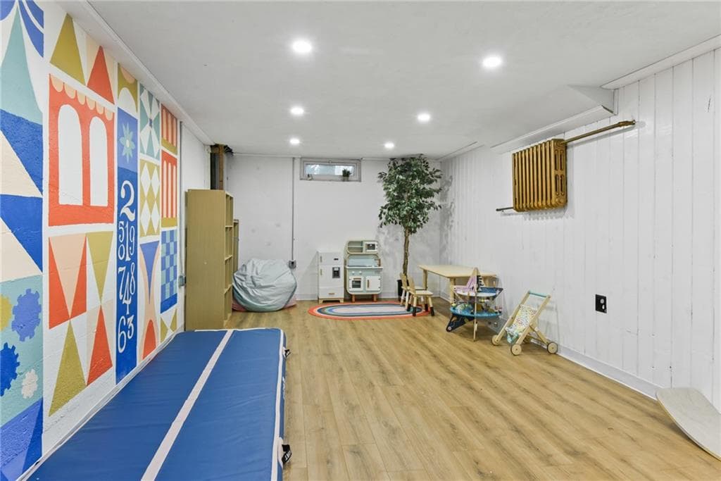 Single Family Residence at 232 Bayview Avenue, Warwick, photo 30 of 46