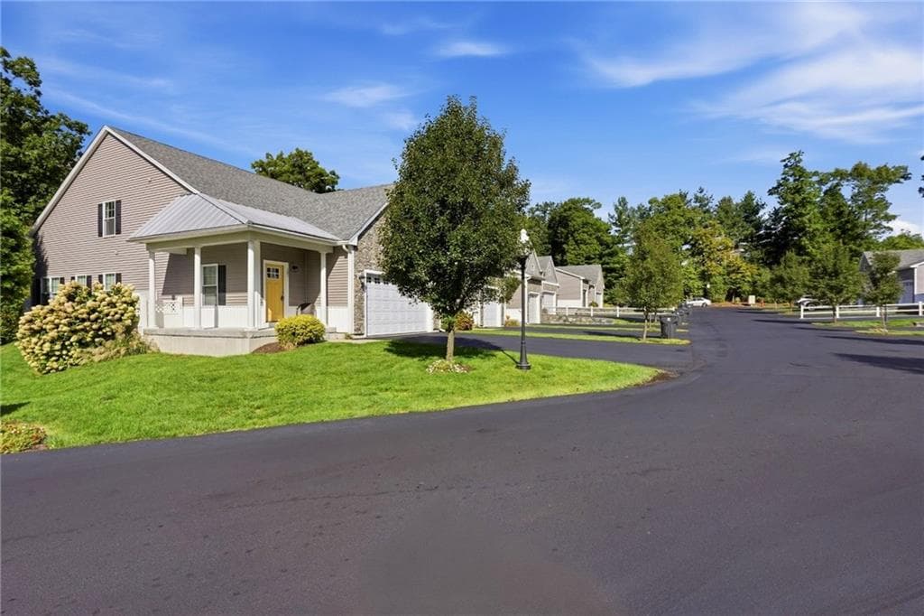 Condominium at 80 Bear Hill Road UNIT 101, Cumberland, photo 4 of 50