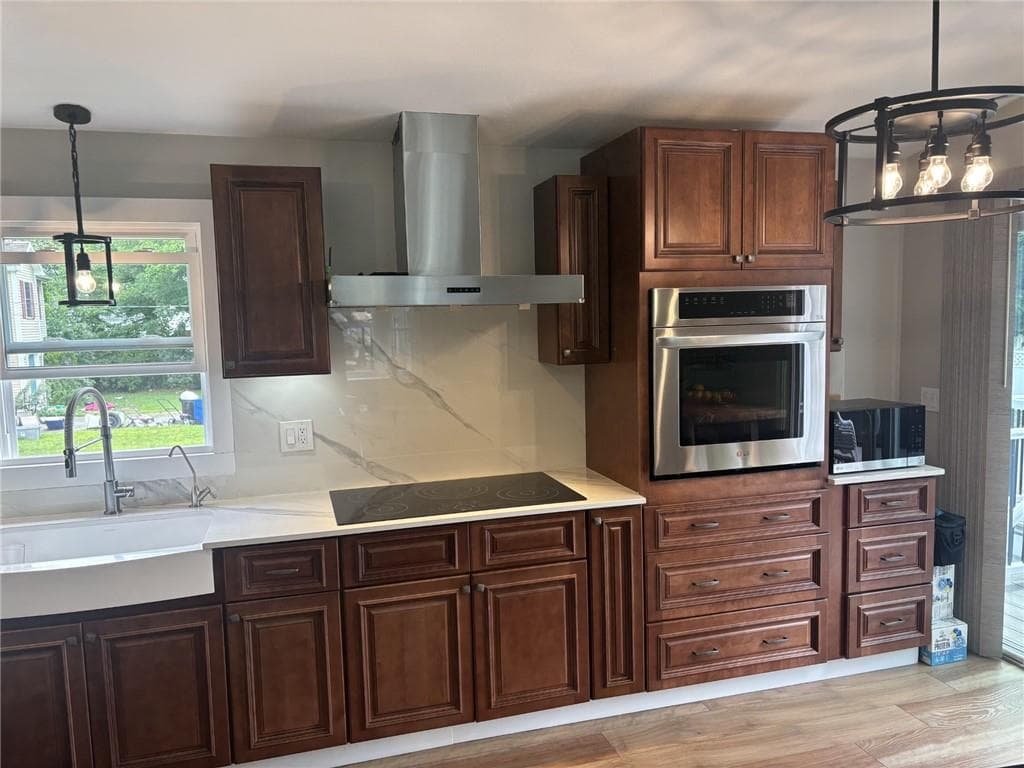 Single Family Residence at 23 Granite Street, Johnston, photo 5 of 25