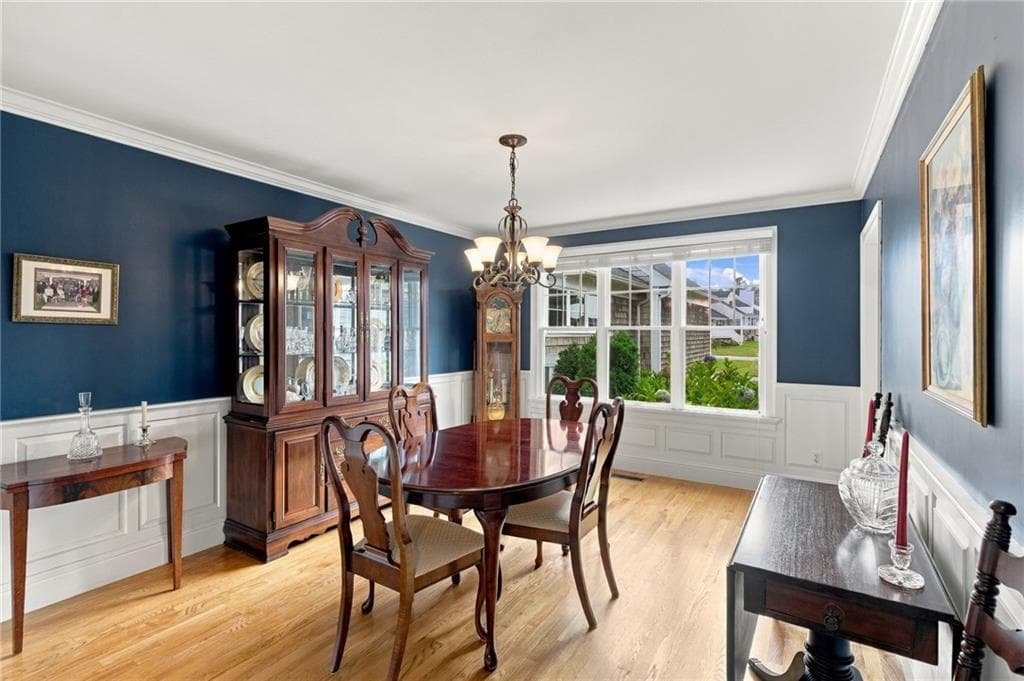 Condominium at 17 Pocasset Lane, Portsmouth, photo 25 of 50