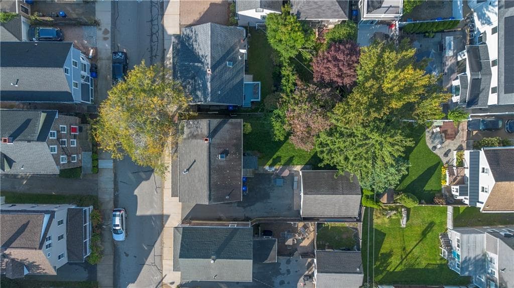 Multi Family at 10 Hammond Street, Newport, photo 3 of 46