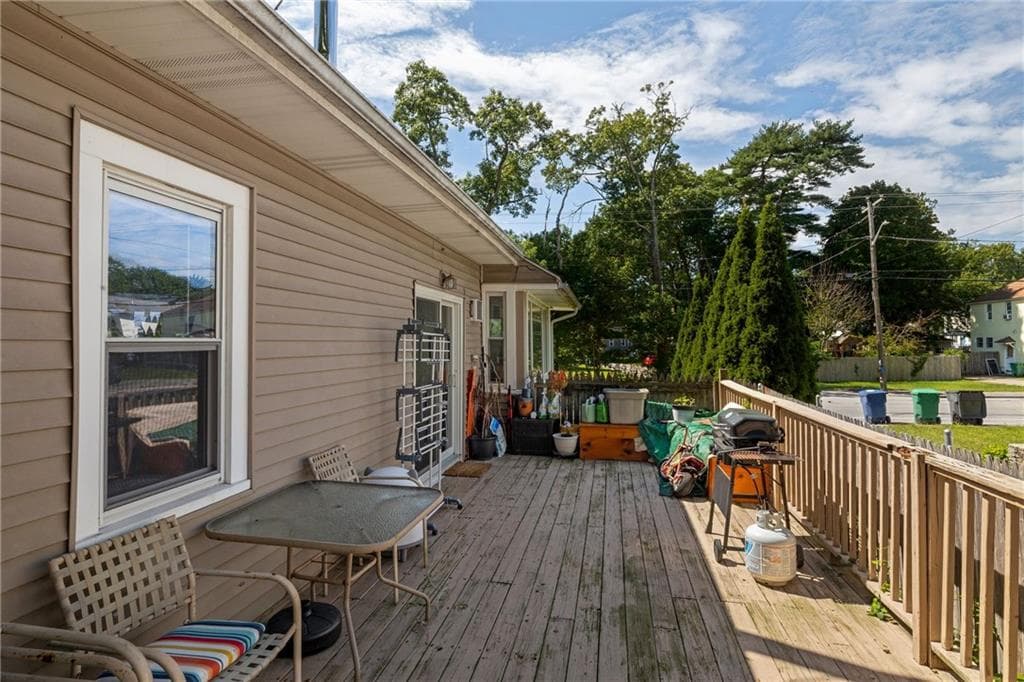 Single Family Residence at 321 Church Avenue, Warwick, photo 27 of 35