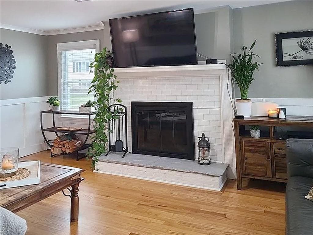 Single Family Residence at 151 Metacomet Avenue, East Providence, photo 5 of 27