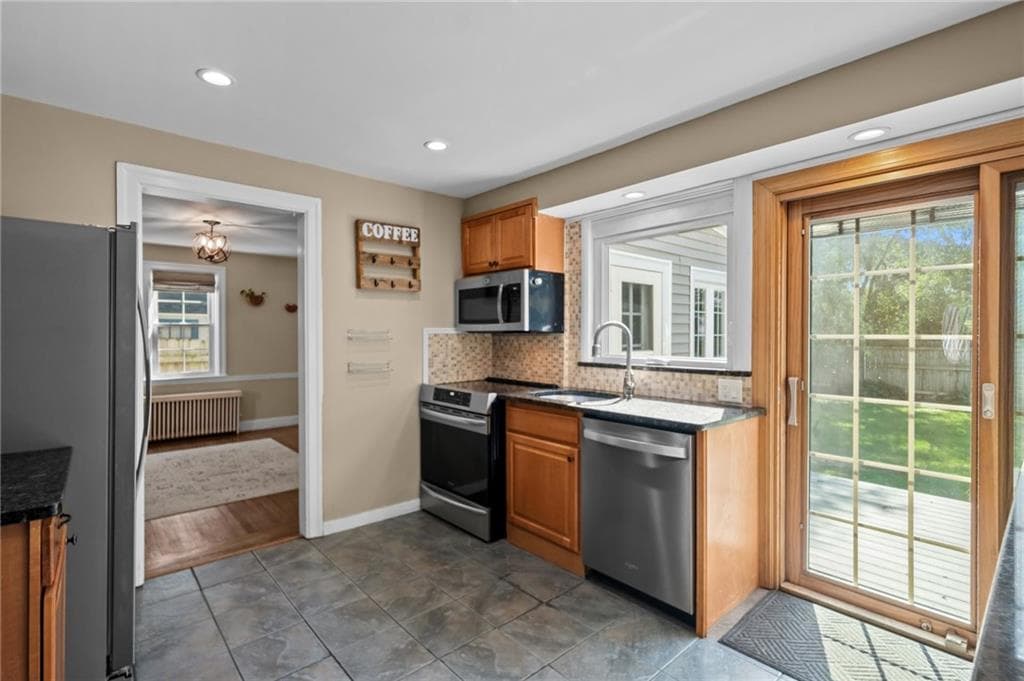 Single Family Residence at Rumford, East Providence, photo 16 of 31