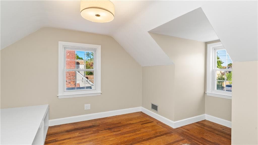 Single Family Residence at 123 Brunswick Drive, Warwick, photo 27 of 34