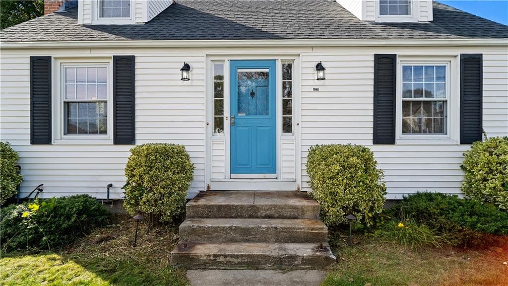 Single Family Residence at 123 Brunswick Drive, Warwick, photo 3 of 34