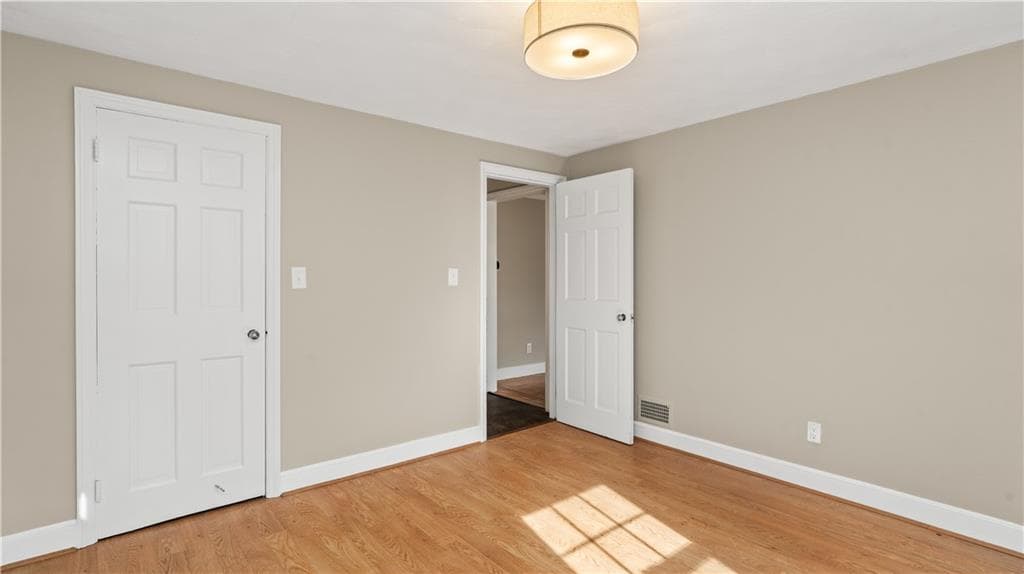 Single Family Residence at 123 Brunswick Drive, Warwick, photo 9 of 34