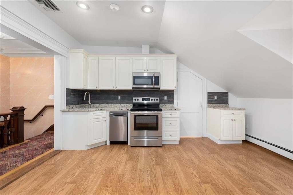 Condominium at 466 Broadway UNIT 5, Providence, photo 9 of 27