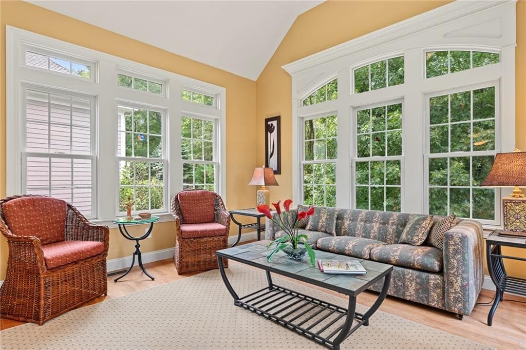 Single Family Residence at 95 Fry Brook Drive, East Greenwich, photo 19 of 44