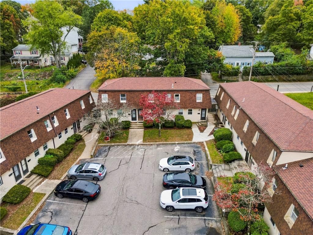 Condominium at 1588 Main Street UNIT 18, West Warwick, photo 4 of 34