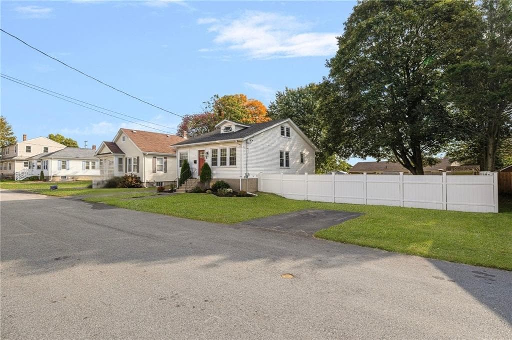 Single Family Residence at 22 Elder Avenue, East Providence, photo 2 of 37