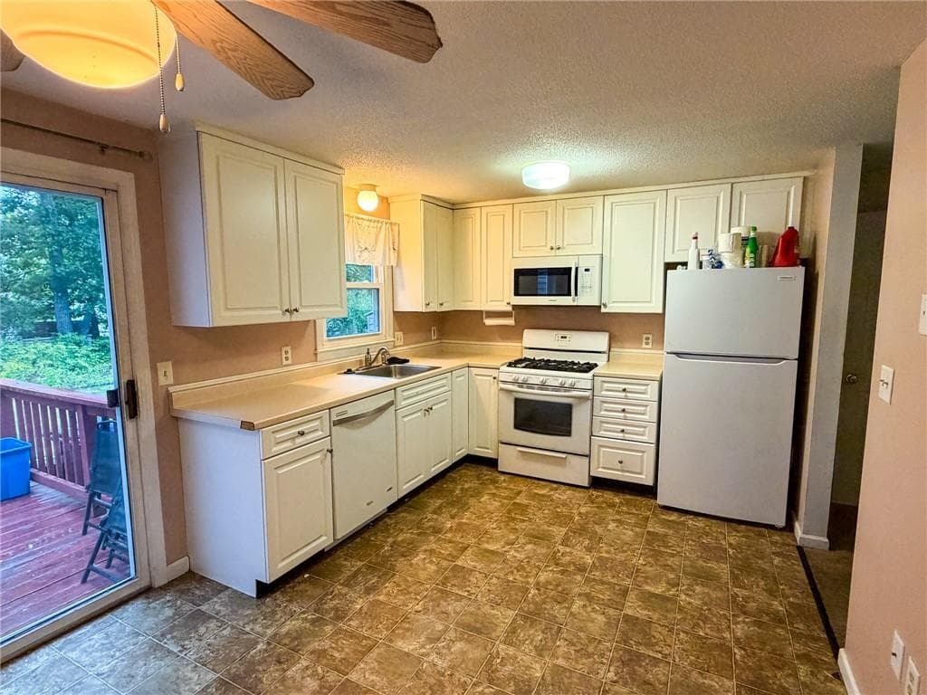 Condominium at 154 Bear Hill Road UNIT 1504, Cumberland, photo 5 of 19