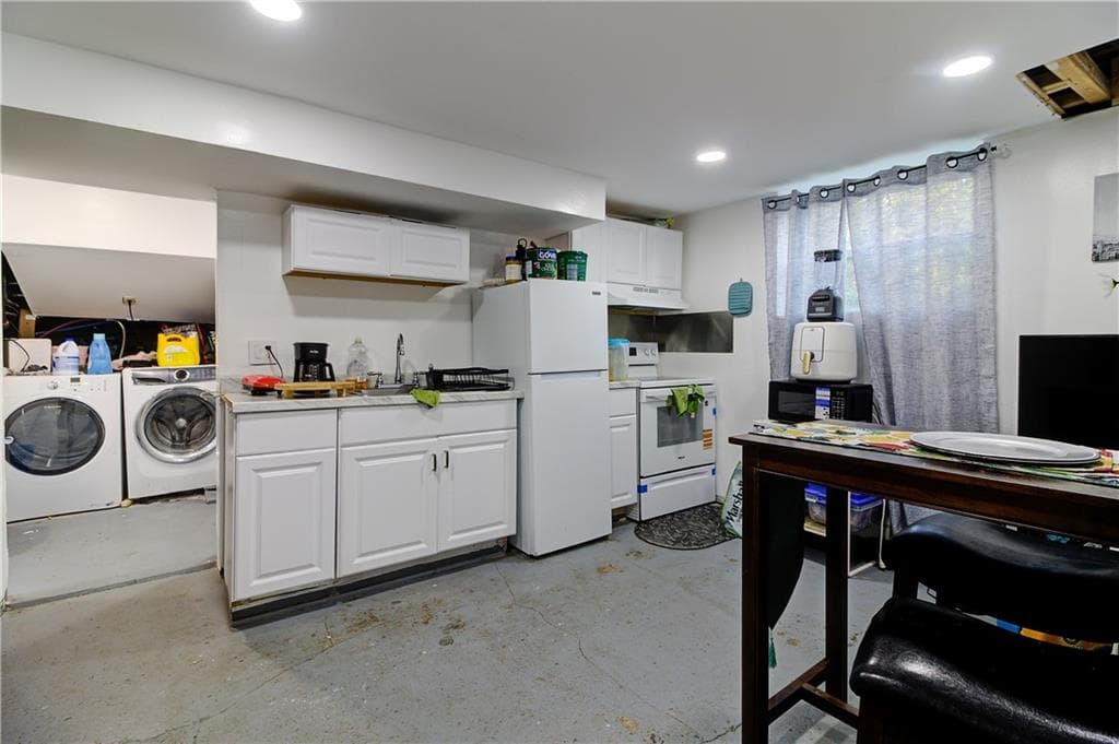 Multi Family at 165 Briggs Street, Providence, photo 12 of 22