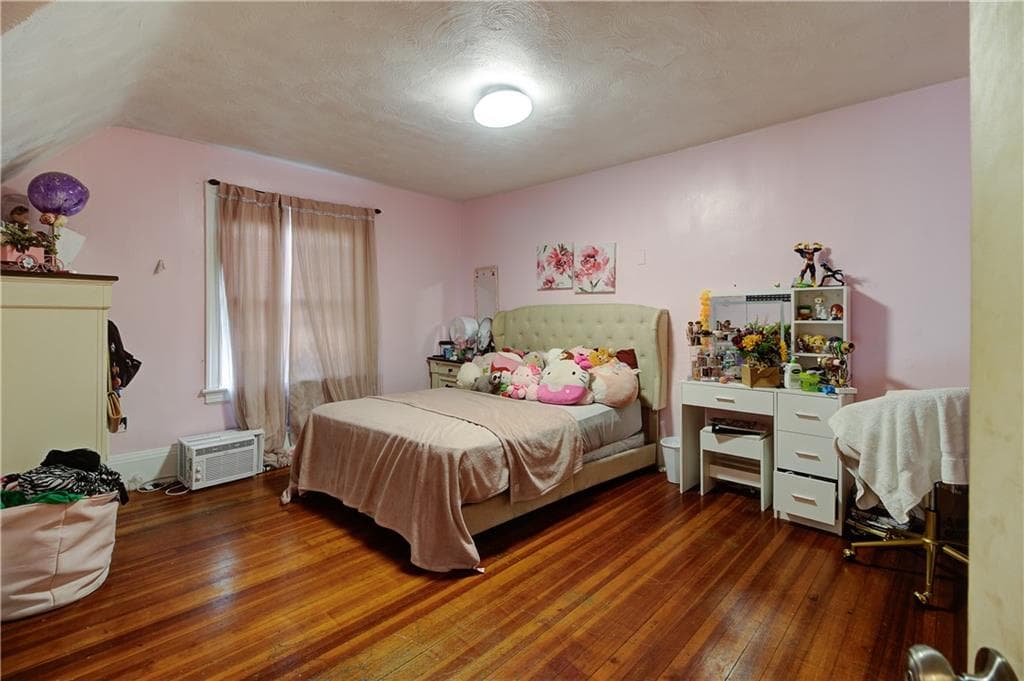 Multi Family at 165 Briggs Street, Providence, photo 7 of 22