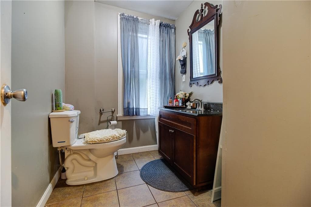 Multi Family at 165 Briggs Street, Providence, photo 15 of 22