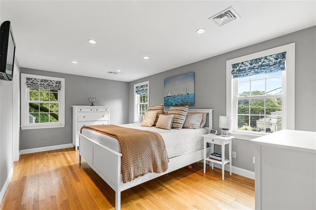 Single Family Residence at 3 Jenks Garden Lane, Barrington, photo 33 of 48