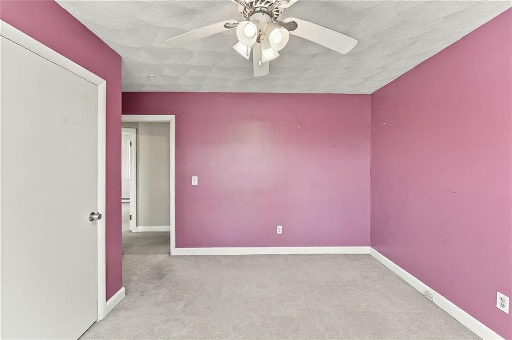 Single Family Residence at 45 Dupont Circle, North Kingstown, photo 11 of 37