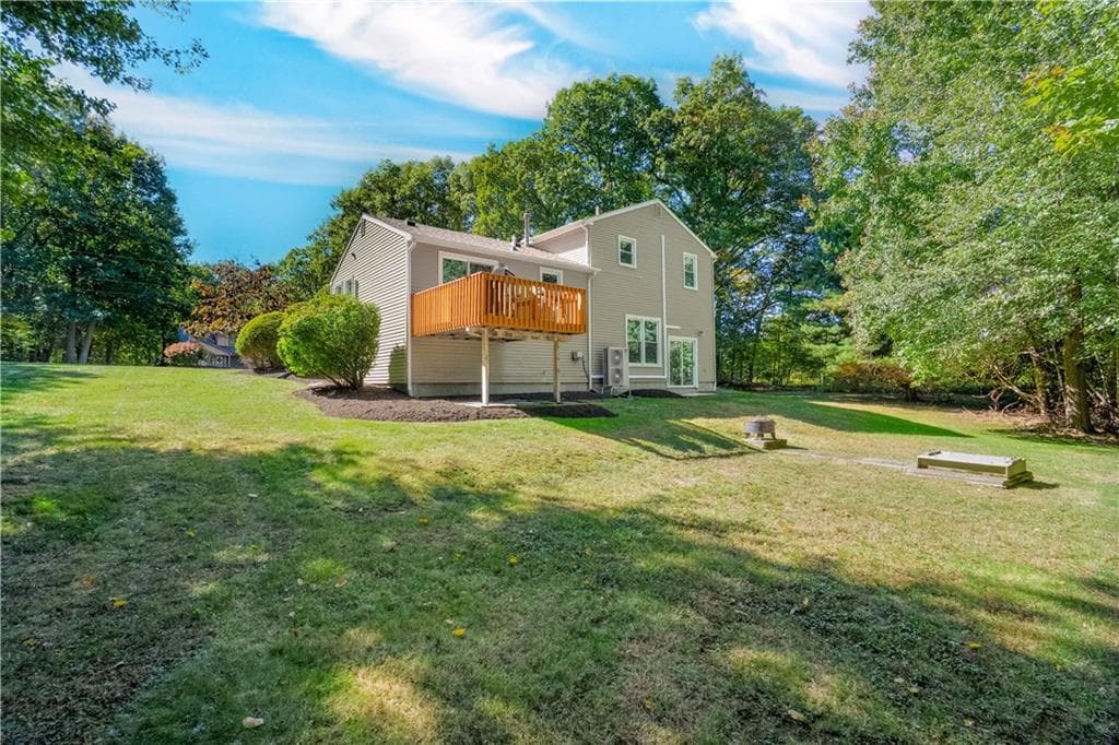 Single Family Residence at 21 Janet Drive, Johnston, photo 5 of 43