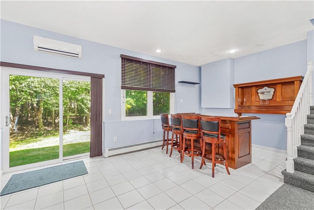 Single Family Residence at 21 Janet Drive, Johnston, photo 20 of 43