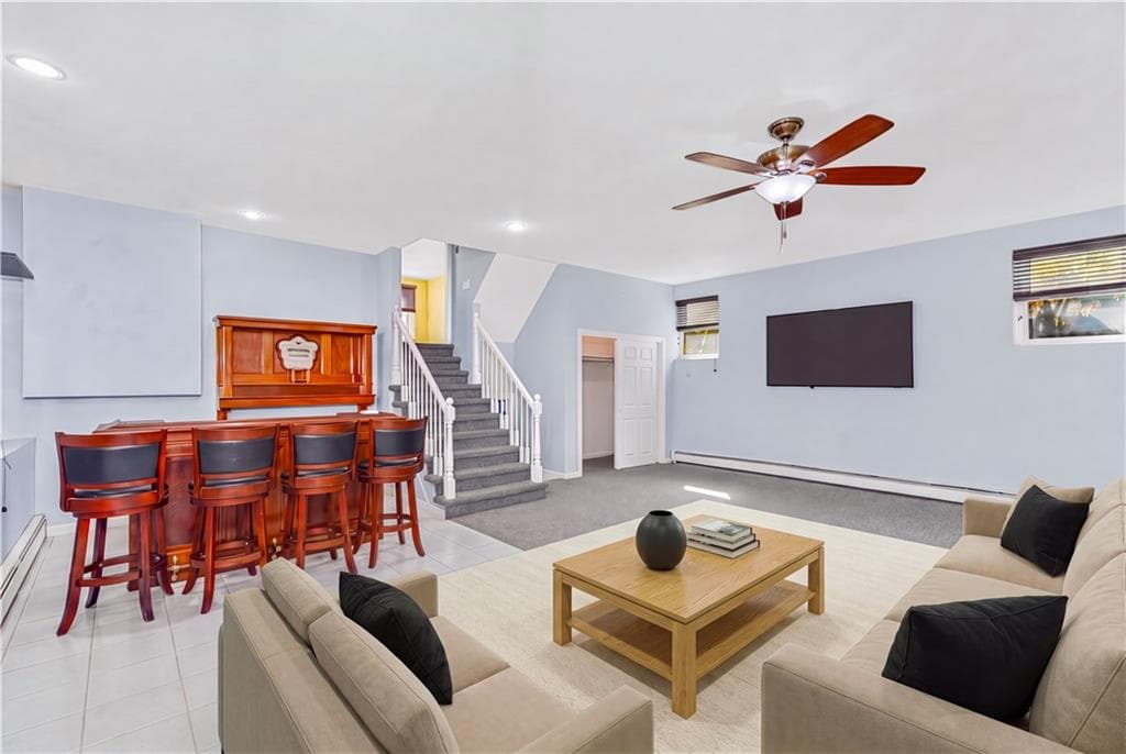 Single Family Residence at 21 Janet Drive, Johnston, photo 24 of 43