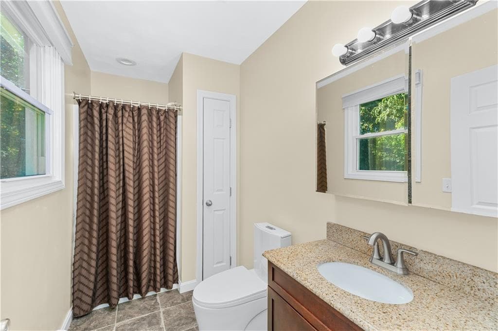 Single Family Residence at 21 Janet Drive, Johnston, photo 33 of 43