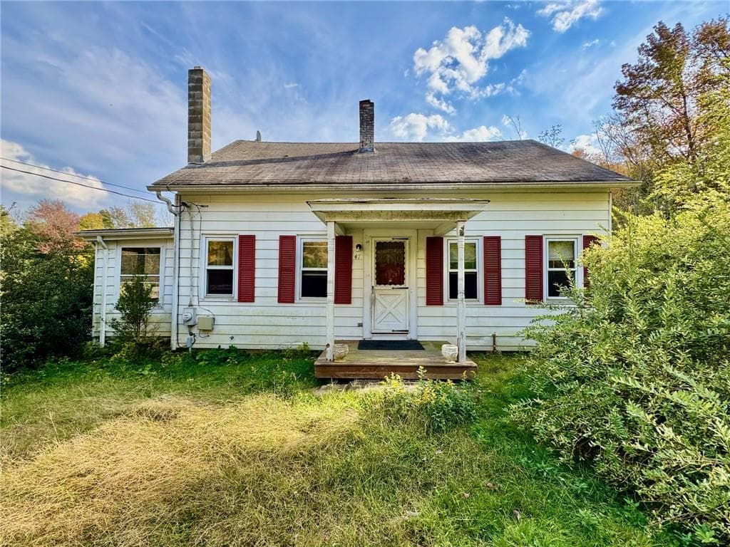 Single Family Residence at 47 Central Pike, Foster, photo 7 of 39