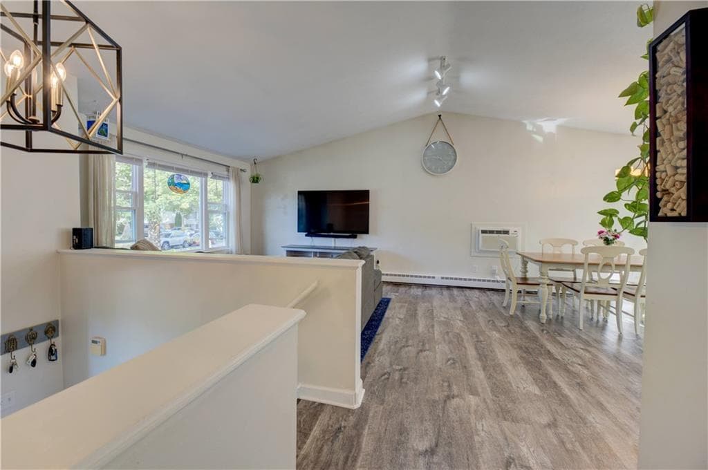 Single Family Residence at 100 Holmes Road, Warwick, photo 17 of 39