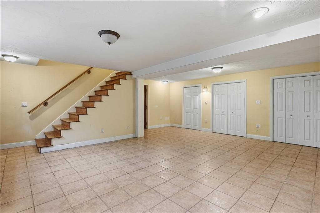 Single Family Residence at 380 Snake Hill Road, Burrillville, photo 26 of 33