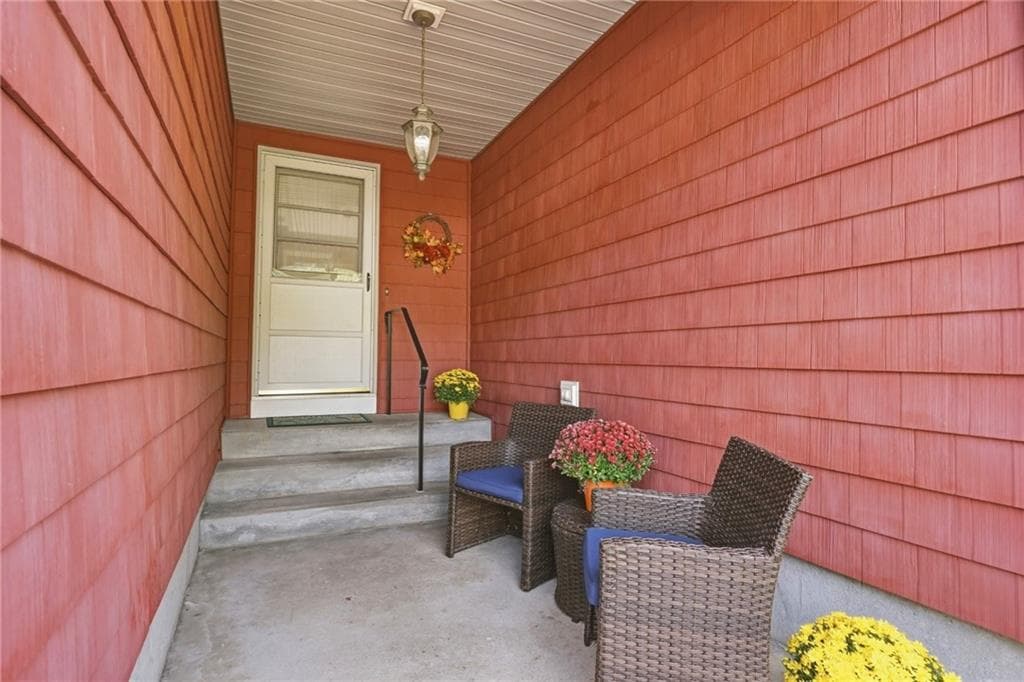 Single Family Residence at 24 Tall Timber Trail, North Smithfield, photo 3 of 30