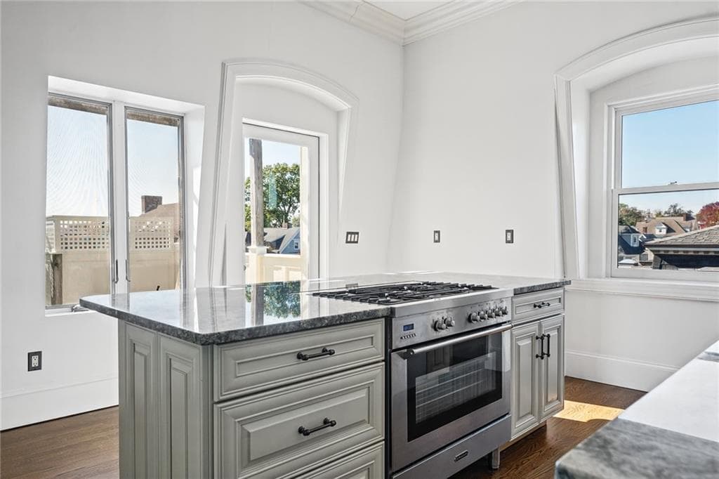 Condominium at 441 Angell Street UNIT 3, Providence, photo 14 of 30
