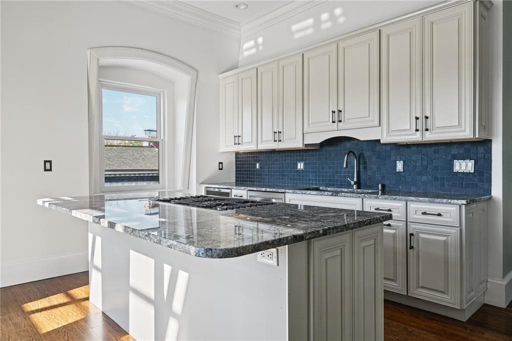 Condominium at 441 Angell Street UNIT 3, Providence, photo 11 of 30